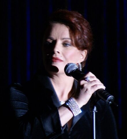 Sheena Easton Net Worth 2021: Age, Height, Weight, Husband, Kids, Bio-Wiki