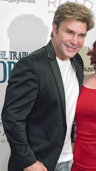 Vic Mignogna Net Worth 2021: Age, Height, Weight, Wife, Kids, Bio-Wiki