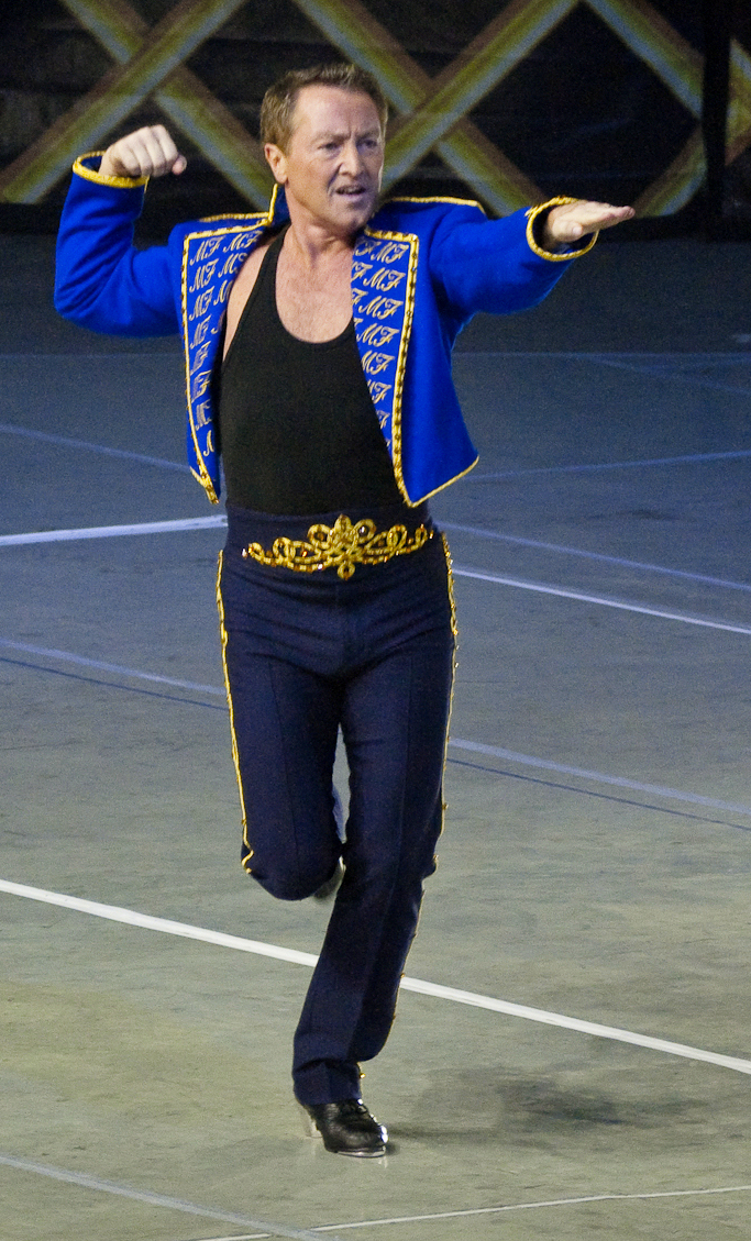 Michael Flatley Net Worth 2021: Age, Height, Weight, Wife, Kids, Bio-Wiki