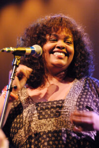 Jill Scott Net Worth 2021: Age, Height, Weight, Husband, Kids, Bio-Wiki