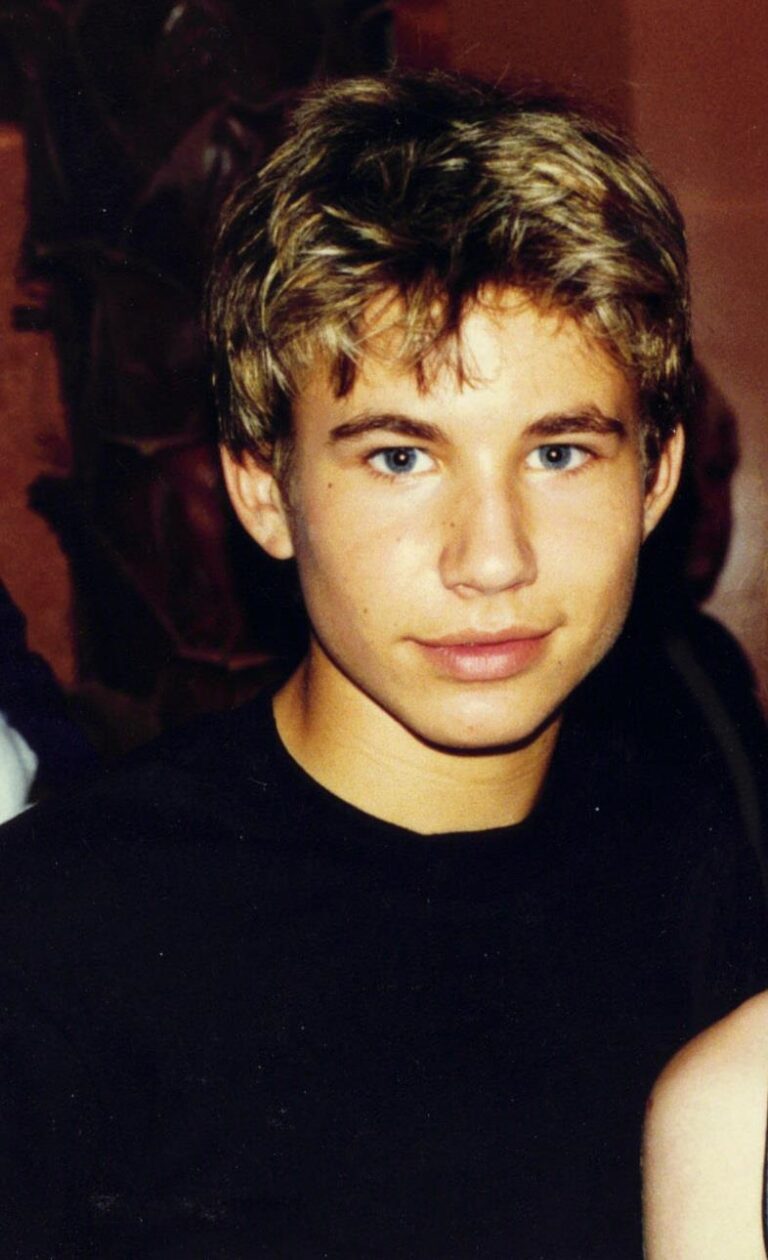 Jonathan Taylor Thomas Net Worth 2021: Age, Height, Weight, Girlfriend, Dating, Bio-Wiki | Wealthy Persons — via Wikimedia Commons
