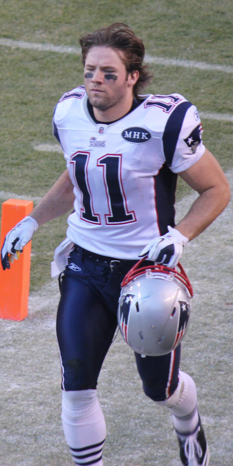 Julian Edelman Net Worth 2021: Age, Height, Weight, Girlfriend, Dating, Bio-Wiki — via Wikimedia Commons