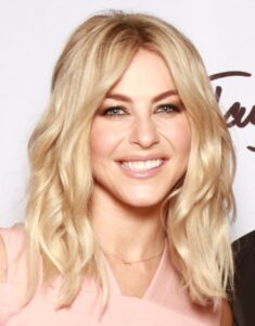 Julianne Hough Net Worth 2021: Age, Height, Weight, Husband, Kids, Bio-Wiki