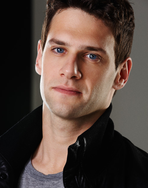 Justin Bartha Net Worth 2021: Age, Height, Weight, Wife, Kids, Bio-Wiki — via Wikimedia Commons