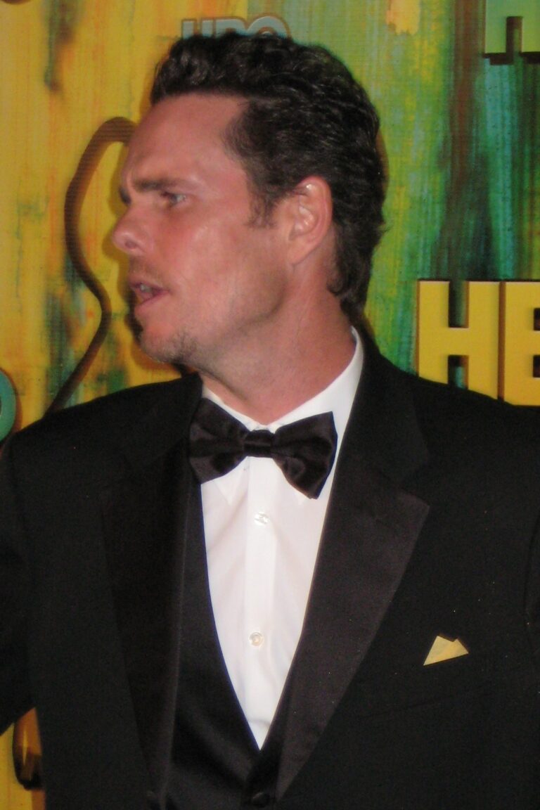 Kevin Dillon Net Worth 2021: Age, Height, Weight, Wife, Kids, Bio-Wiki