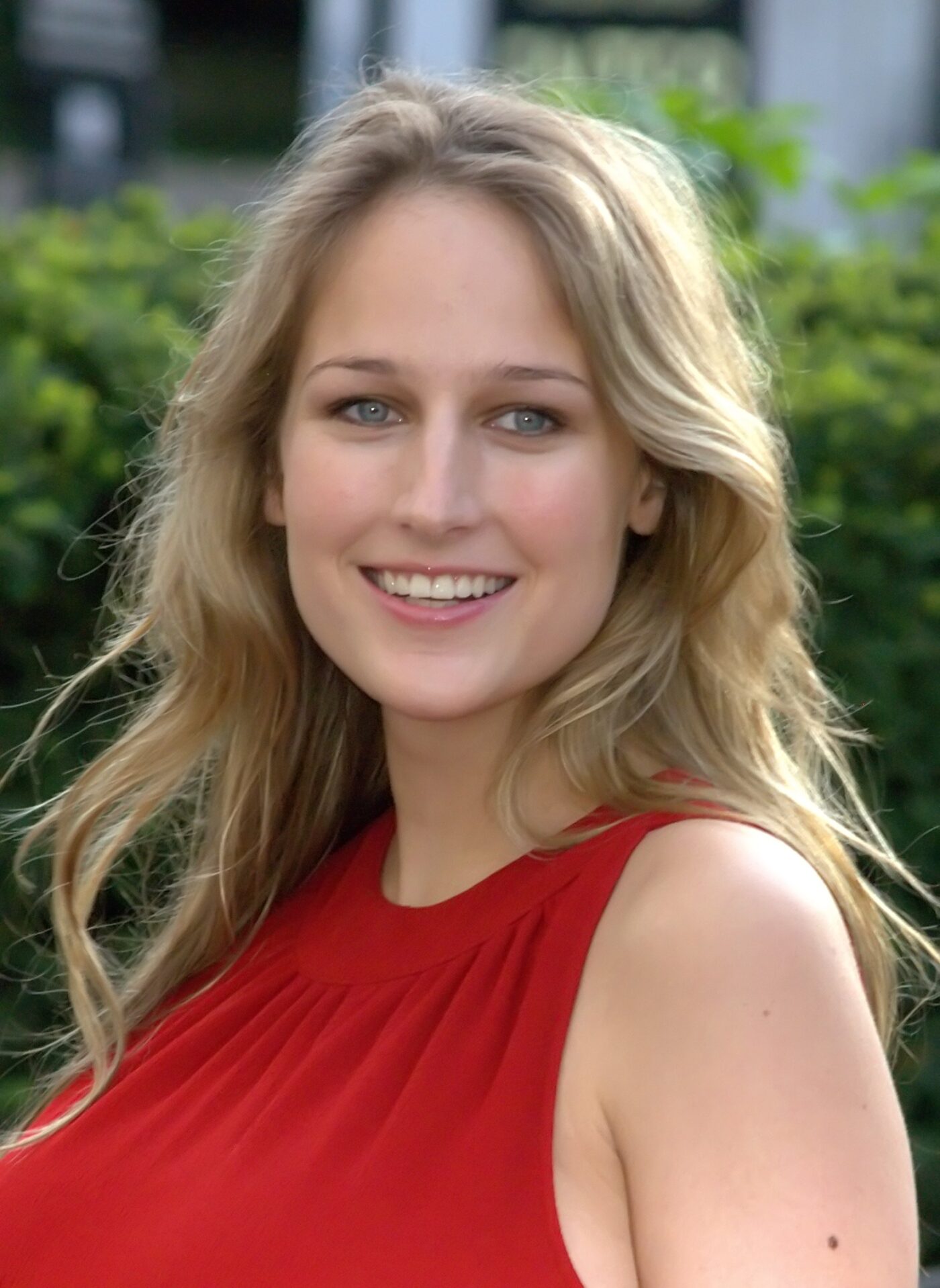 Leelee Sobieski Net Worth 2021: Age, Height, Weight, Husband, Kids, Bio-Wiki