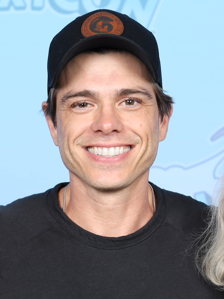 Matthew Lawrence Net Worth 2021: Age, Height, Weight, Wife, Kids, Bio-Wiki