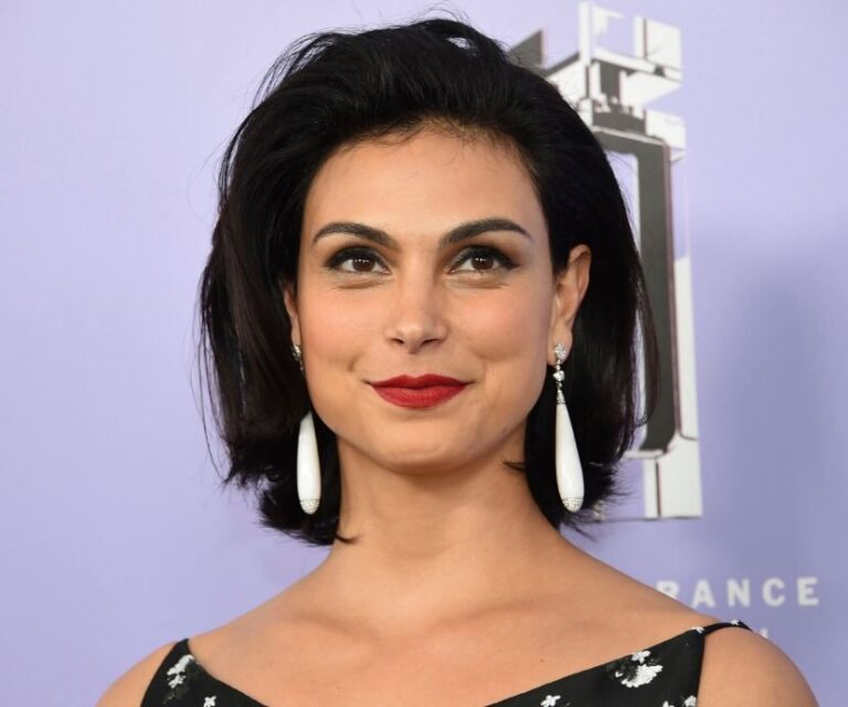Morena Baccarin Net Worth 2021: Age, Height, Weight, Husband, Kids, Bio-Wiki