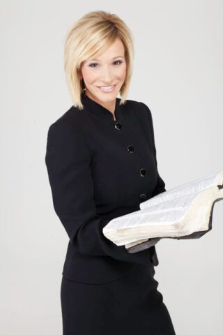 Paula White Net Worth 2021: Age, Height, Weight, Husband, Kids, Bio-Wiki