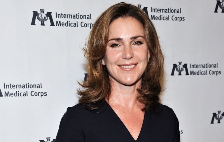 Peri Gilpin Net Worth 2021: Age, Height, Weight, Husband, Kids, Bio-Wiki
