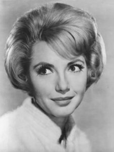 Ruta Lee Net Worth 2021: Age, Height, Weight, Husband, Kids, Bio-Wiki