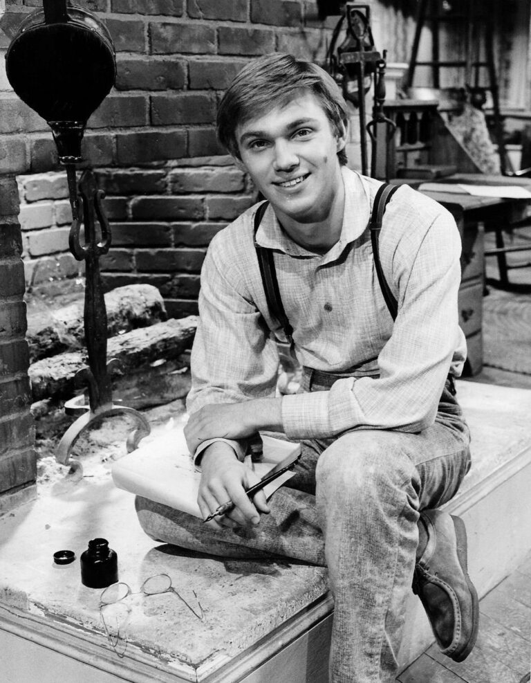 Richard Thomas Net Worth 2021: Age, Height, Weight, Wife, Kids, Bio-Wiki — via Wikimedia Commons