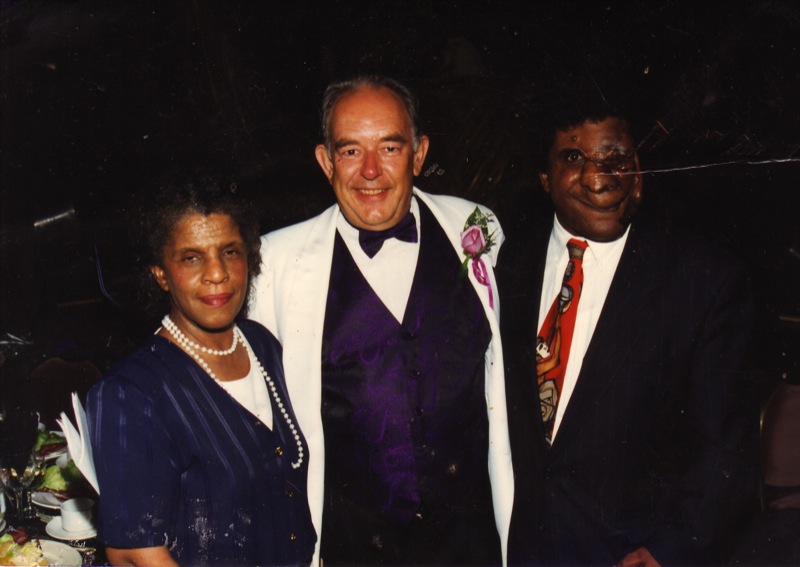 Robin Leach Net Worth 2021: Age, Height, Weight, Wife, Kids, Bio-Wiki