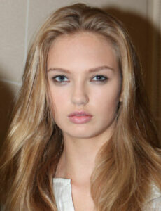 Romee Strijd Net Worth 2021: Age, Height, Weight, Husband, Kids, Bio-Wiki