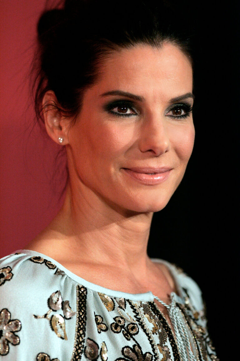 Sandra Bullock Net Worth 2021: Age, Height, Weight, Husband, Kids, Bio-Wiki — via Wikimedia Commons