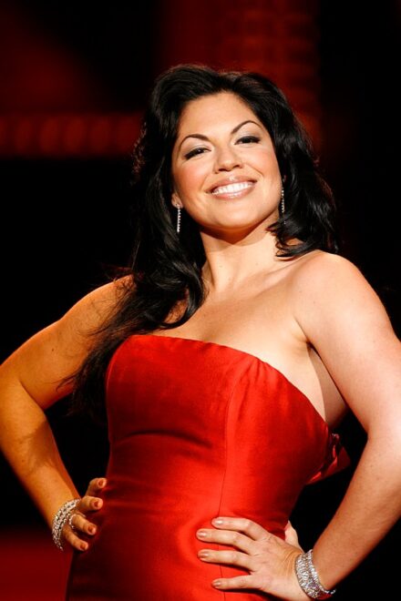 Sara Ramirez Net Worth 2021: Age, Height, Weight, Husband, Kids, Bio-Wiki