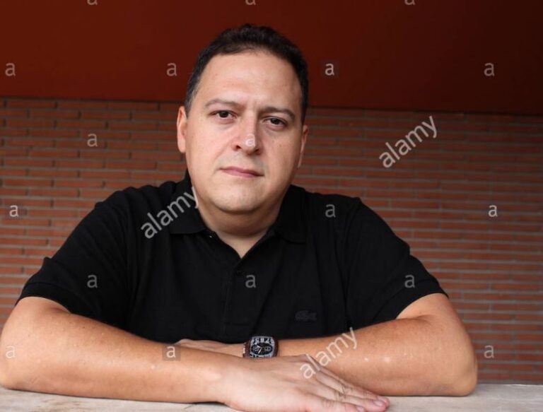 Sebastian Marroquin Net Worth 2021: Age, Height, Weight, Wife, Kids, Bio-Wiki