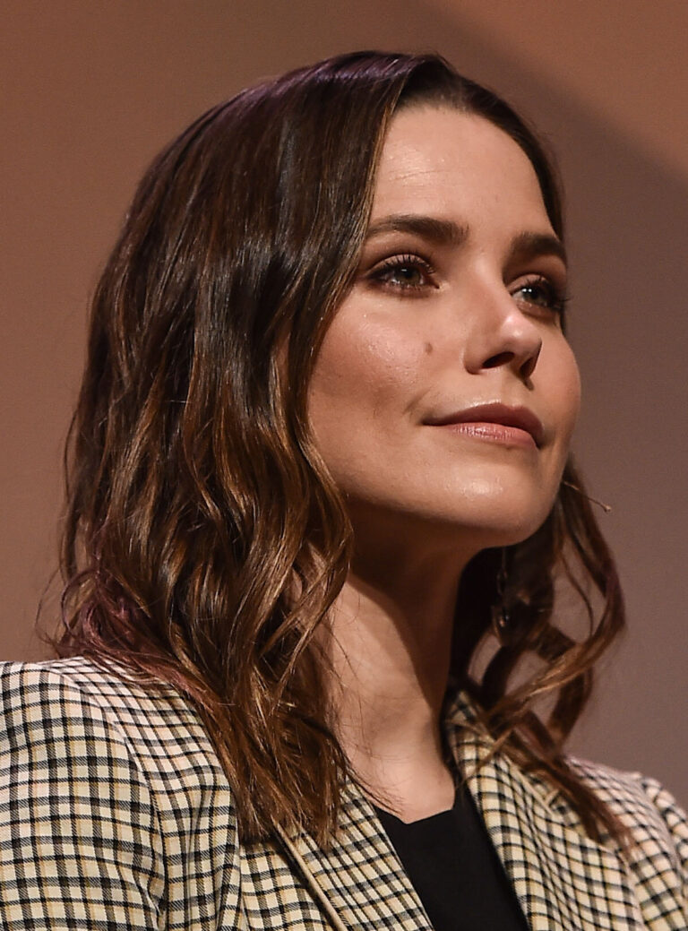 Sophia Bush Net Worth 2021: Age, Height, Weight, Husband, Kids, Bio-Wiki | Wealthy Persons — via Wikimedia Commons