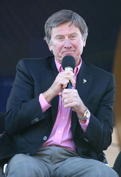 Steve Spurrier Net Worth 2021: Age, Height, Weight, Wife, Kids, Bio-Wiki | Wealthy Persons — via Wikimedia Commons