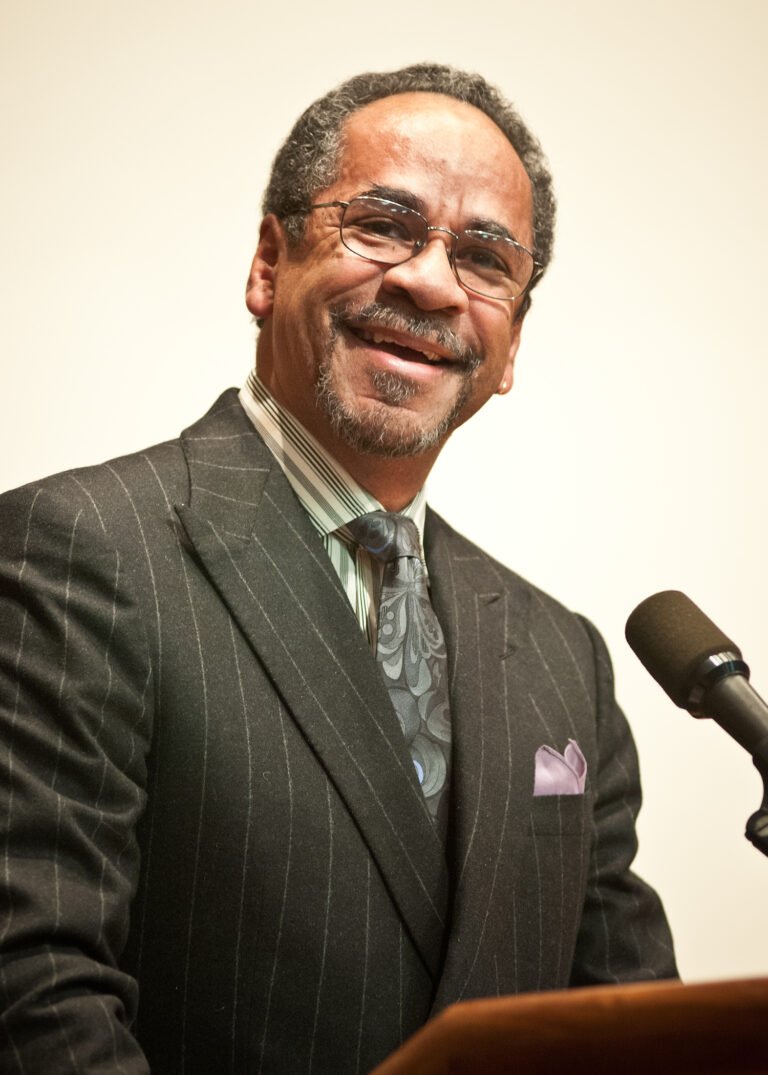 Tim Reid Net Worth 2021: Age, Height, Weight, Wife, Kids, Bio-Wiki — via Wikimedia Commons