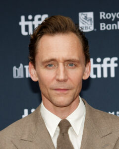 Tom Hiddleston Net Worth 2021: Age, Height, Weight, Girlfriend, Dating, Bio-Wiki