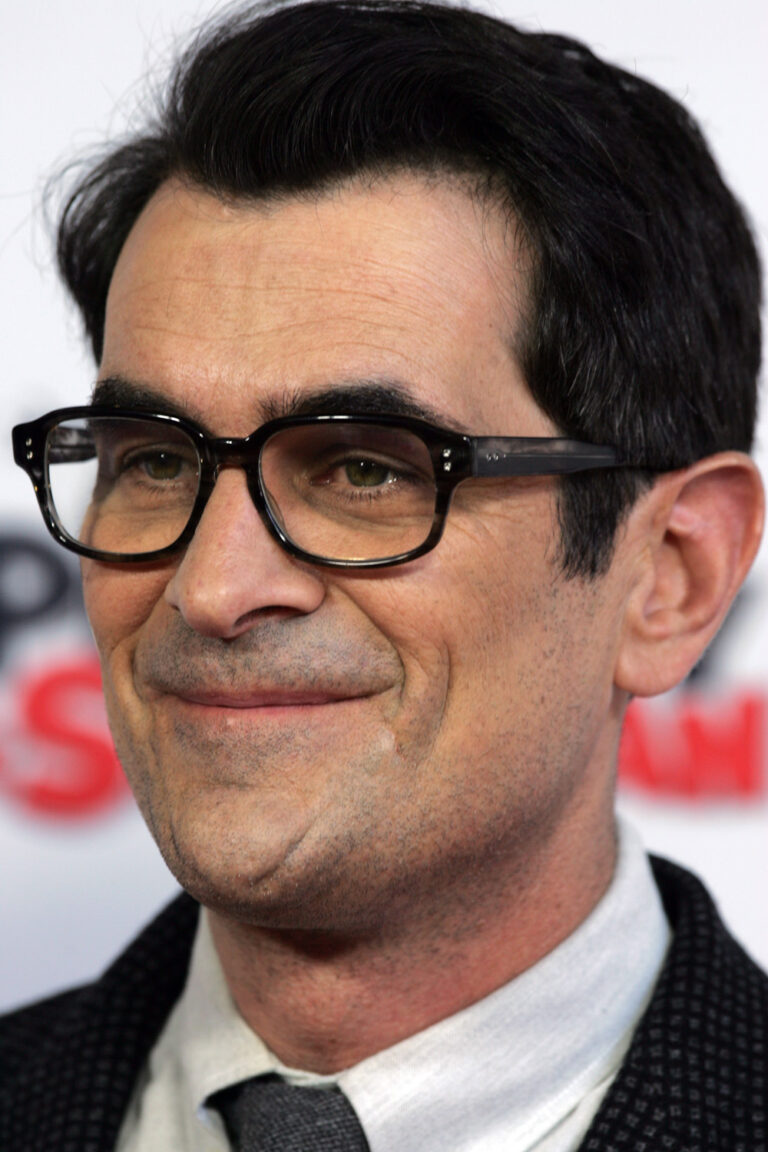 Ty Burrell Net Worth 2021: Age, Height, Weight, Wife, Kids, Bio-Wiki