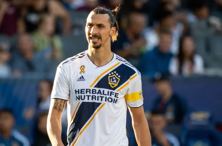 zlatan-ibrahimovic-4055329