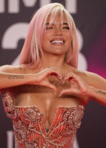 Karol G Net Worth 2021: Age, Height, Weight, Boyfriend, Dating, Kids, Bio-Wiki