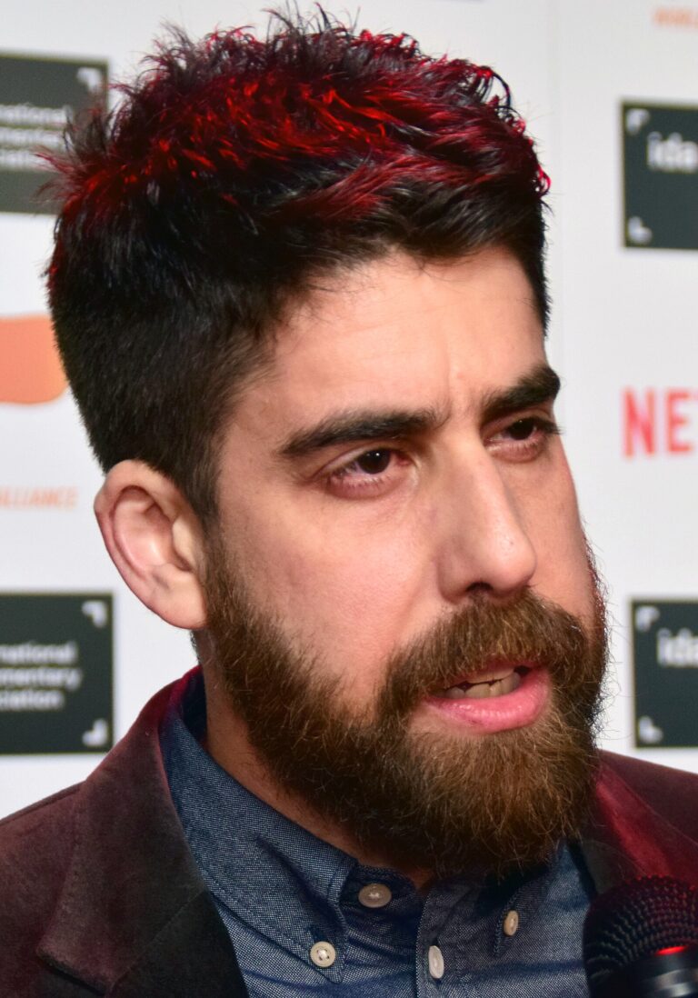 Adam Goldberg Net Worth 2021: Age, Height, Weight, Girlfriend, Dating, Bio-Wiki