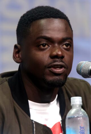 Daniel Kaluuya Net Worth 2021: Age, Height, Weight, Girlfriend, Dating, Bio-Wiki