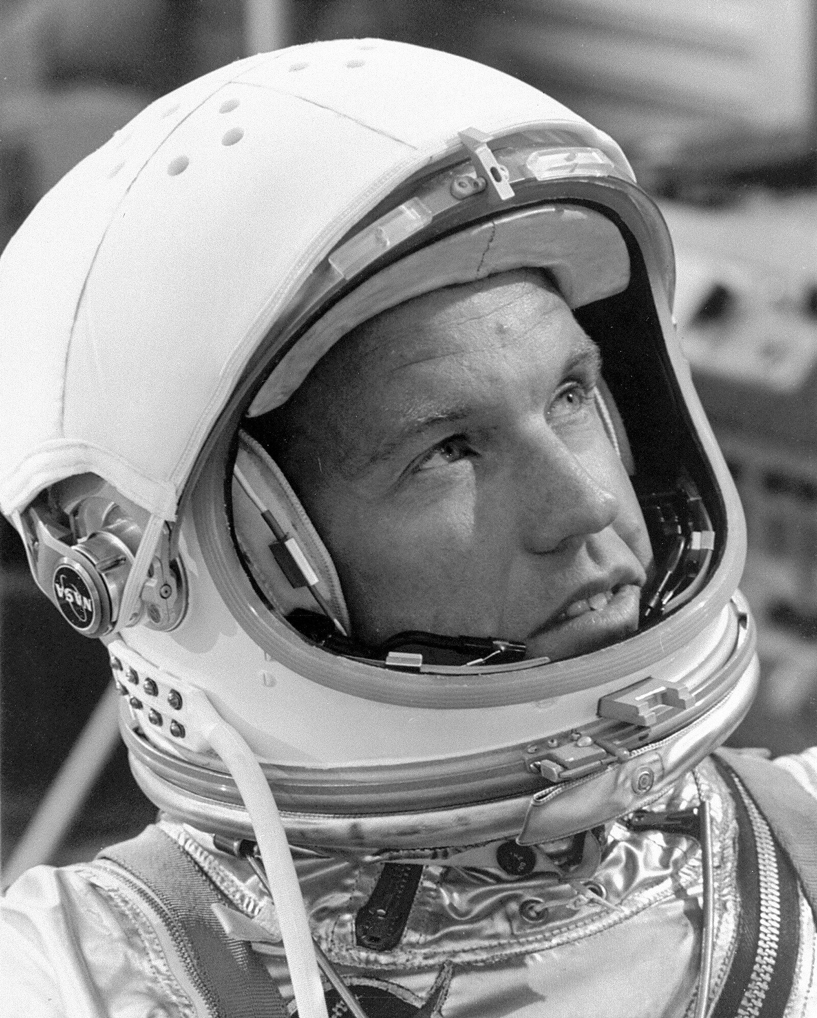 Darrell Miklos Net Worth 2021: Age, Height, Weight, Wife, Kids, Bio-Wiki | Wealthy Persons — via Wikimedia Commons