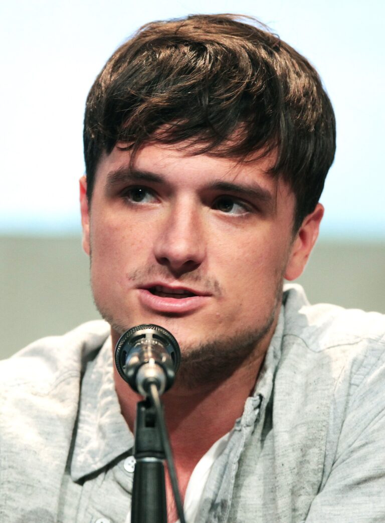 Josh Hutcherson Net Worth 2021: Age, Height, Weight, Girlfriend, Dating, Bio-Wiki — via Wikimedia Commons