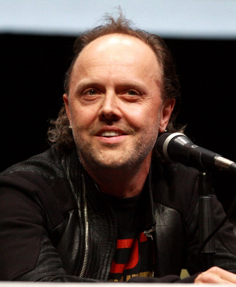 Lars Ulrich Net Worth 2021: Age, Height, Weight, Wife, Kids, Bio-Wiki