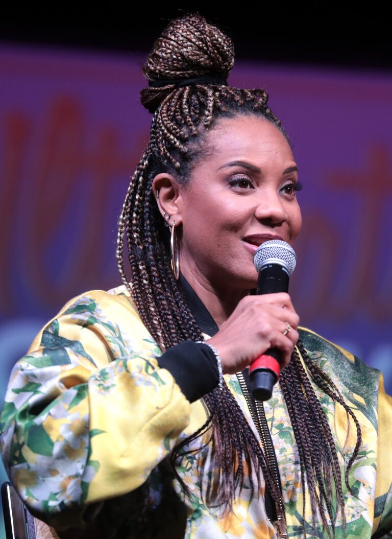 MC Lyte Net Worth 2021: Age, Height, Weight, Husband, Kids, Bio-Wiki