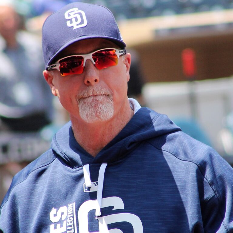 Mark McGwire Net Worth 2021: Age, Height, Weight, Wife, Kids, Bio-Wiki