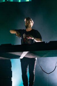 Martin Garrix Net Worth 2021: Age, Height, Weight, Girlfriend, Dating, Bio-Wiki