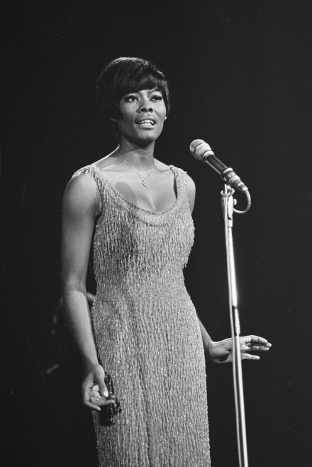 Dionne Warwick Net Worth 2021: Age, Height, Weight, Husband, Kids, Bio-Wiki