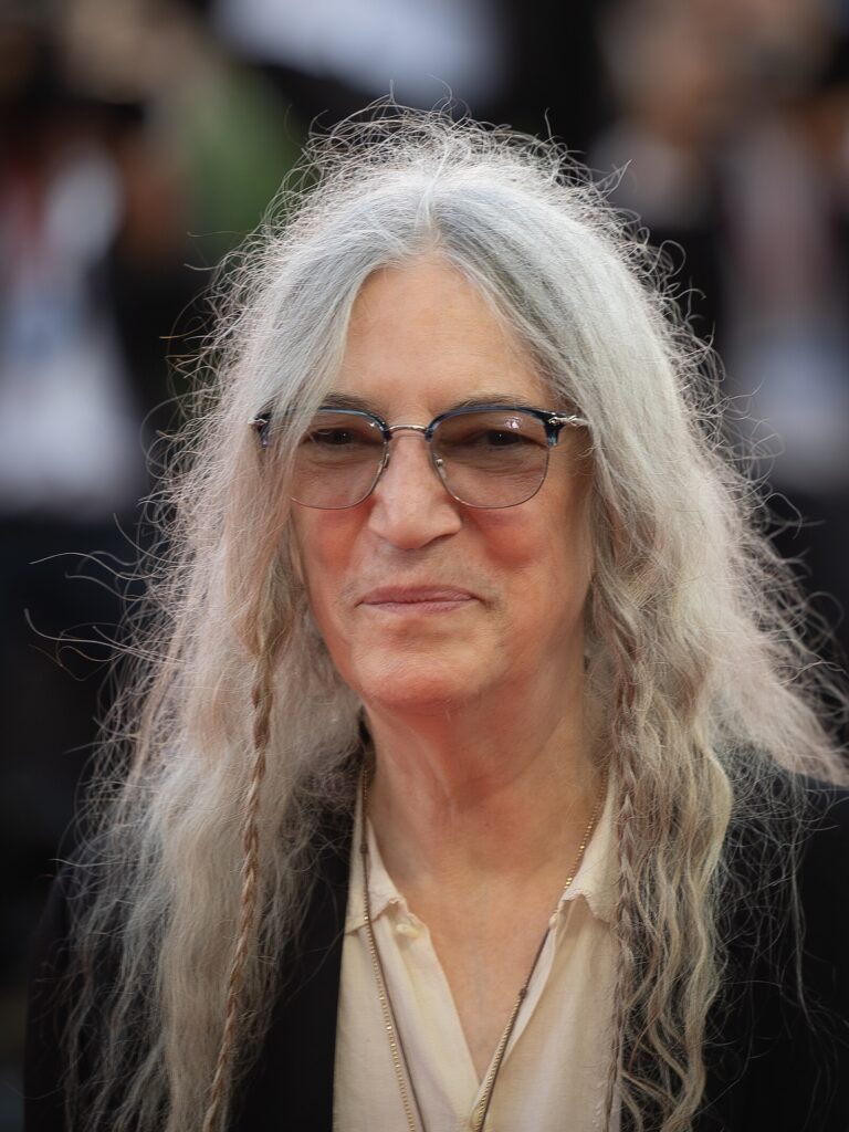 Patti Smith Net Worth 2021: Age, Height, Weight, Husband, Kids, Bio-Wiki