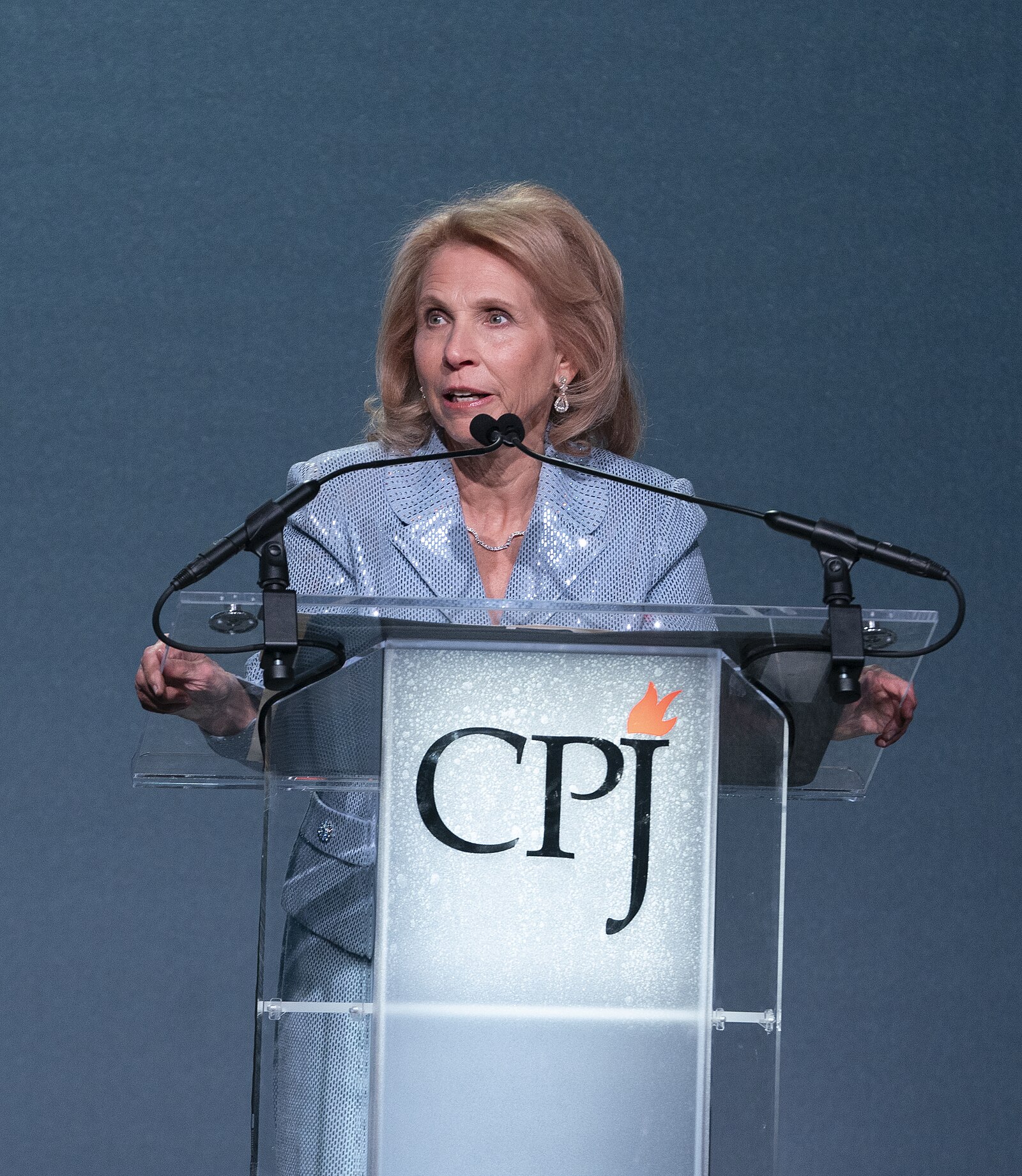 Shari Redstone Net Worth 2021: Age, Height, Weight, Husband, Kids, Bio-Wiki
