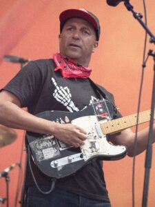 Tom Morello Net Worth 2021: Age, Height, Weight, Wife, Kids, Bio-Wiki