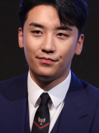 Seungri Net Worth 2021: Age, Height, Weight, Girlfriend, Dating, Bio-Wiki