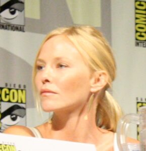 Kelli Giddish Net Worth 2021: Age, Height, Weight, Husband, Kids, Bio-Wiki