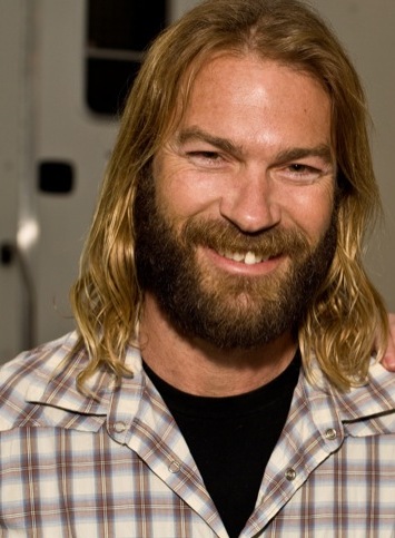 Andrew Wilson Net Worth 2021: Age, Height, Weight, Wife, Kids, Bio-Wiki | Wealthy Persons — via Wikimedia Commons