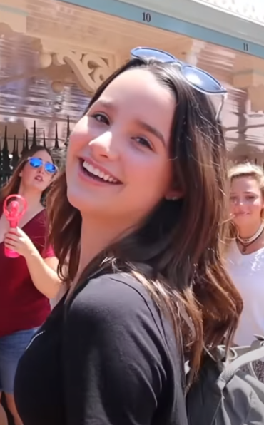 Annie Leblanc Net Worth 2021: Age, Height, Weight, Boyfriend, Dating, Kids, Bio-Wiki