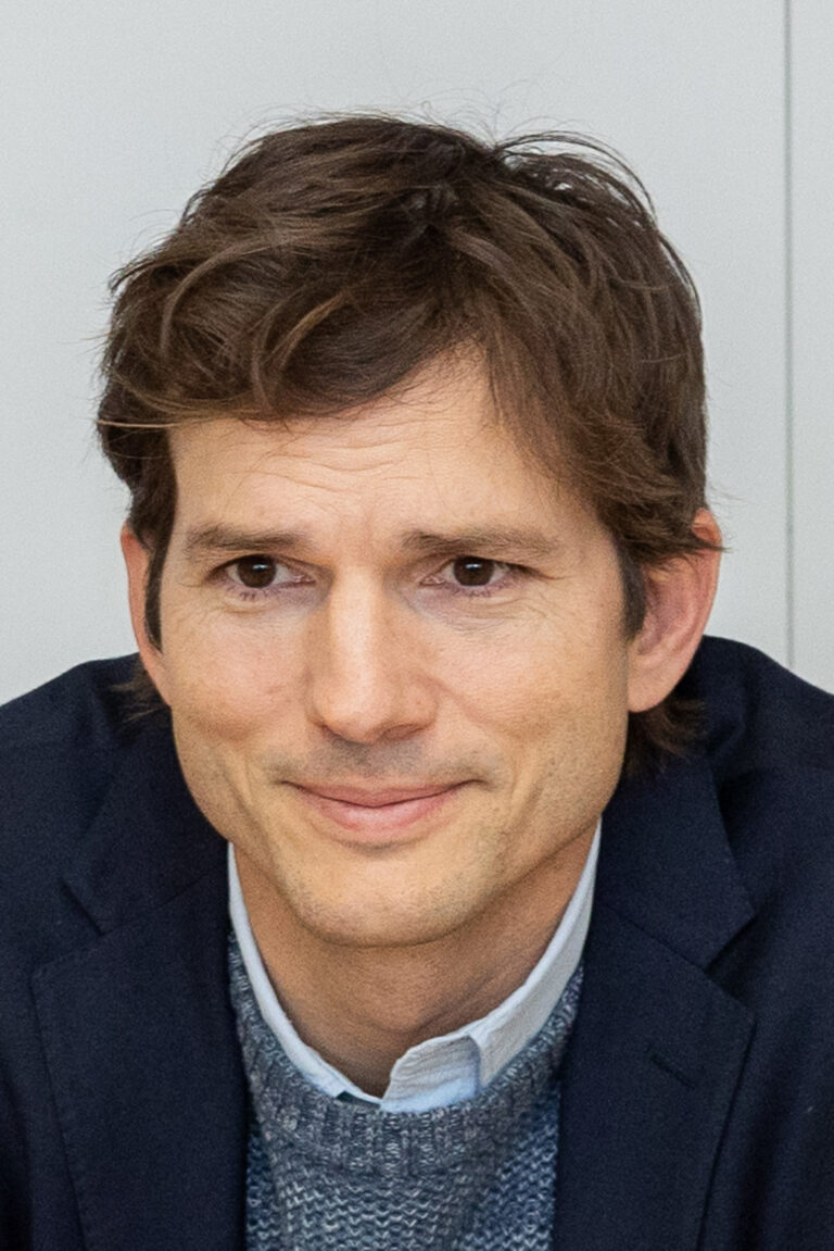 Ashton Kutcher Net Worth 2021: Age, Height, Weight, Wife, Kids, Bio-Wiki