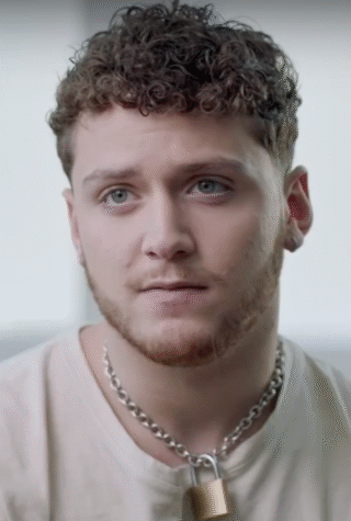 Bazzi Net Worth 2021: Age, Height, Weight, Girlfriend, Dating, Bio-Wiki