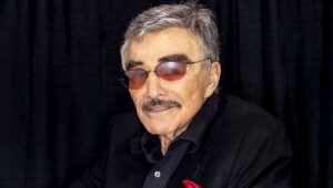 Burt Reynolds Net Worth 2021: Age, Height, Weight, Wife, Kids, Bio-Wiki