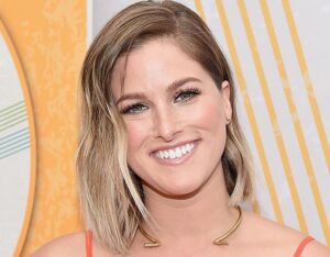 Cassadee Pope Net Worth 2021: Age, Height, Weight, Boyfriend, Dating, Bio-Wiki