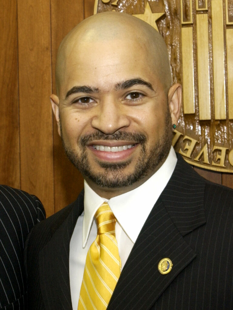 Darryl M. Bell Net Worth 2021: Age, Height, Weight, Girlfriend, Dating,Bio-Wiki — via Wikimedia Commons