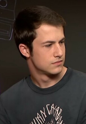 Dylan Minnette Net Worth 2021: Age, Height, Weight, Girlfriend, Dating,Bio-Wiki